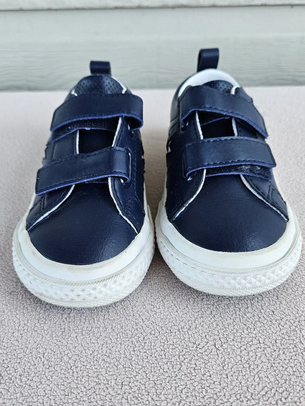 Converse one star